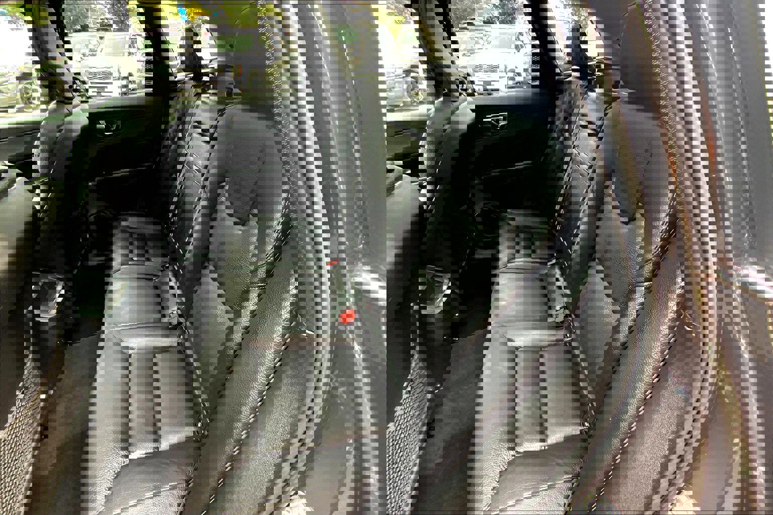 Used 2022 Volvo XC60 B5 Momentum w/ Climate Package image 28