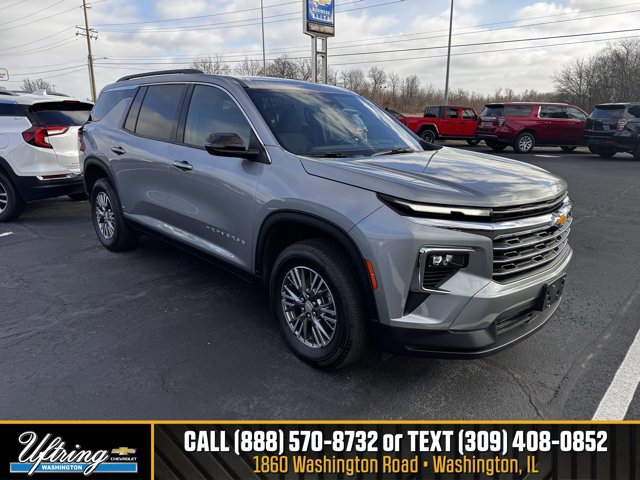 Used 2025 Chevrolet Traverse LT