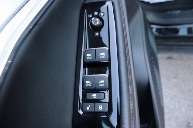 Used 2024 Jeep Wagoneer Launch Edition image 11