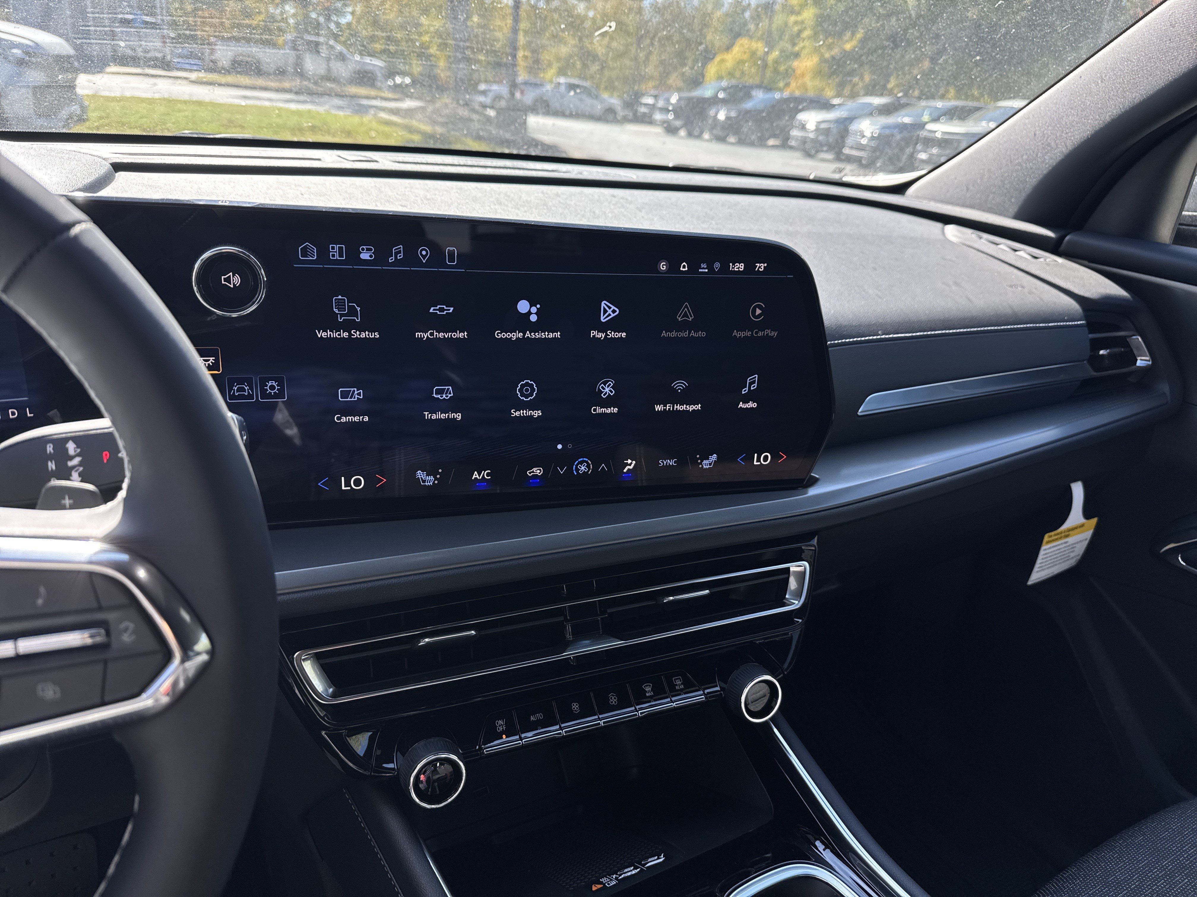 New 2026 Chevrolet Traverse LT w/ Driver Confidence Package FWD image 29