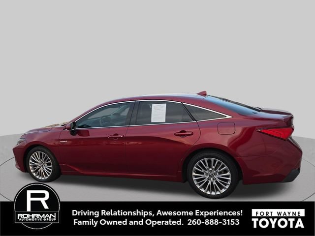Used 2019 Toyota Avalon Limited FWD image 10