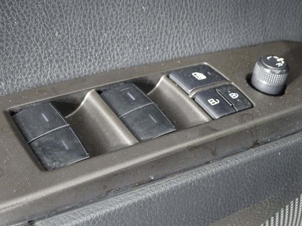 Used 2022 Toyota Camry LE image 15