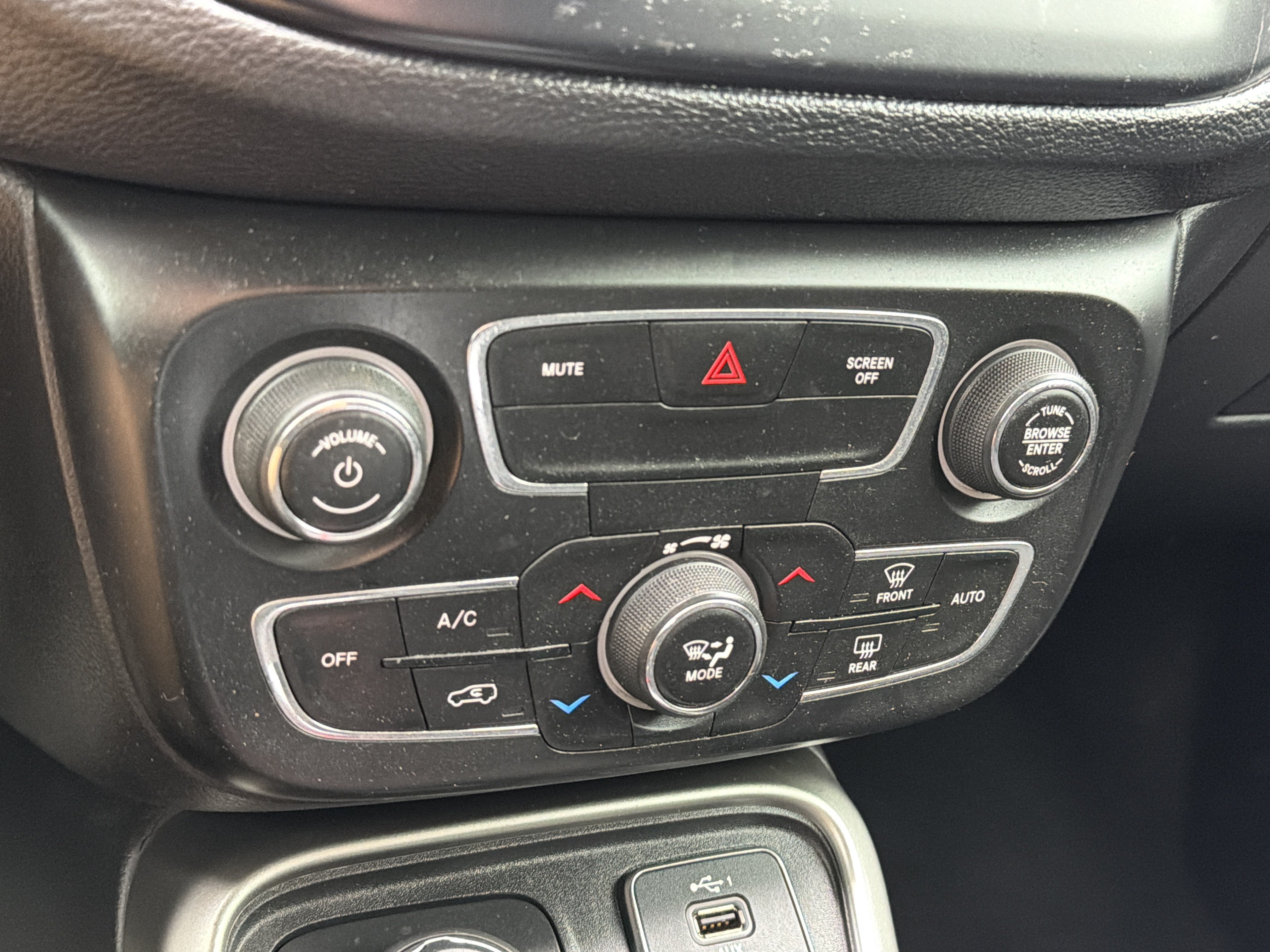 Used 2021 Jeep Compass Sport AWD/4WD image 23