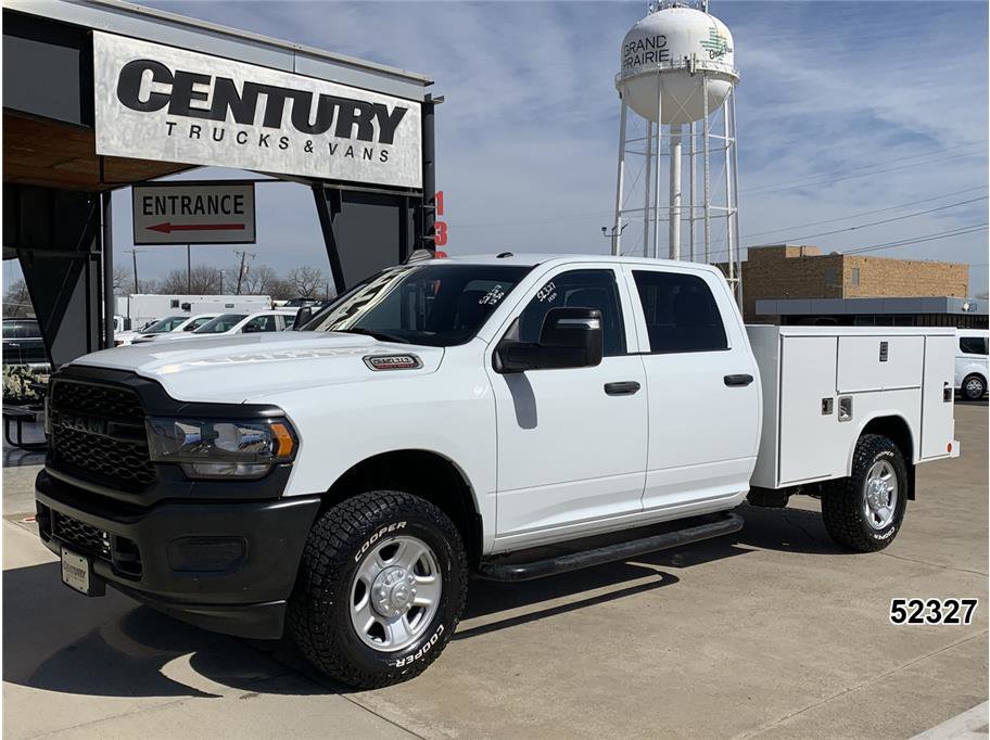 Used 2024 RAM 2500 Tradesman AWD/4WD image 1