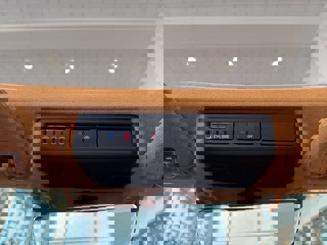 Used 2023 Chevrolet Corvette Stingray Premium Conv w/ Z51 Performance Package image 36