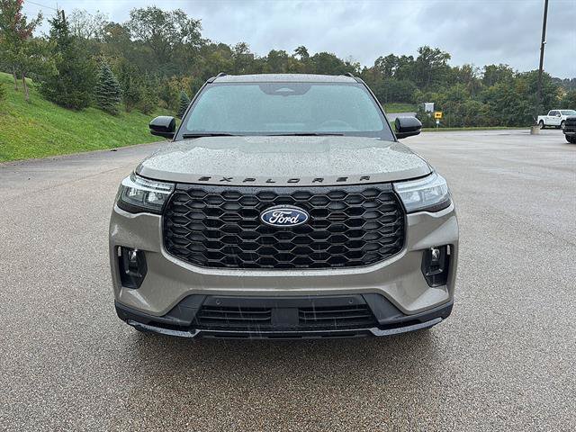 New 2027 Ford Explorer ST-Line w/ Premium Package AWD/4WD image 7