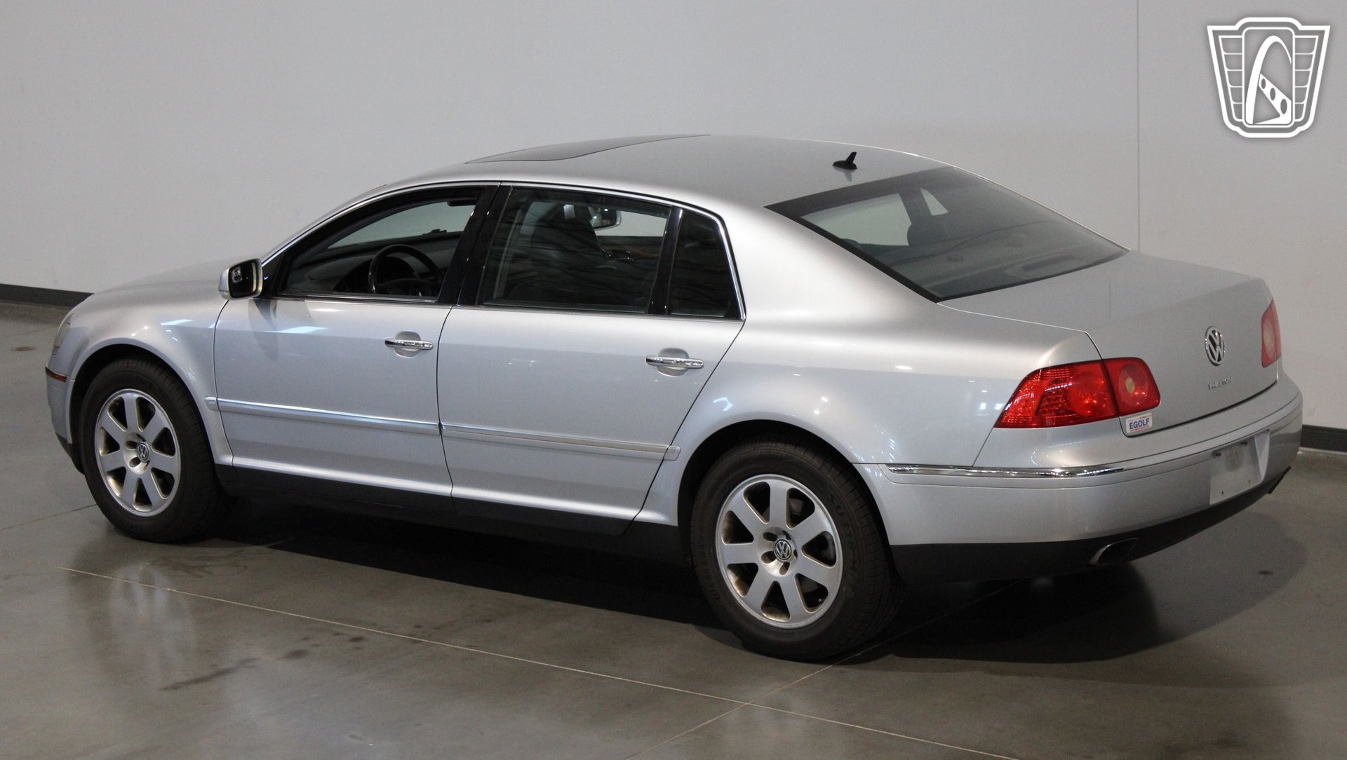 Used 2004 Volkswagen Phaeton V8 AWD/4WD image 10