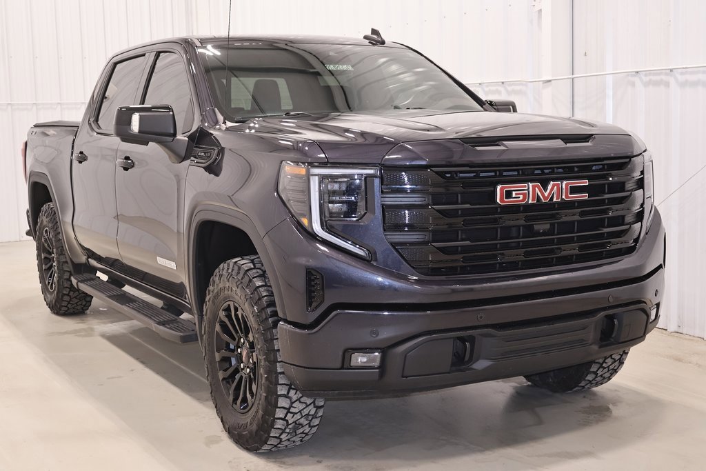 Used 2025 GMC Sierra 1500 Elevation w/ Elevation Premium Package image 3