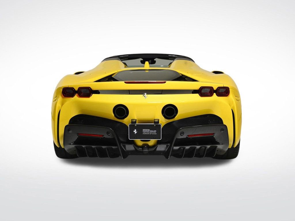 Used 2022 Ferrari SF90 Spider image 8