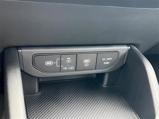 New 2025 Kia K4 LXS image 8