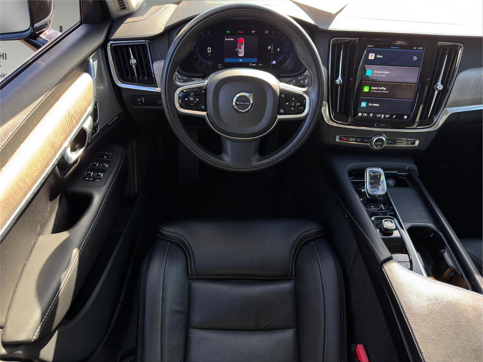 Used 2022 Volvo S90 B6 Inscription w/ Advanced Package image 19