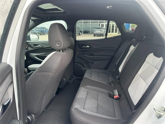 New 2026 Chevrolet Trax RS w/ Sunroof Package image 4