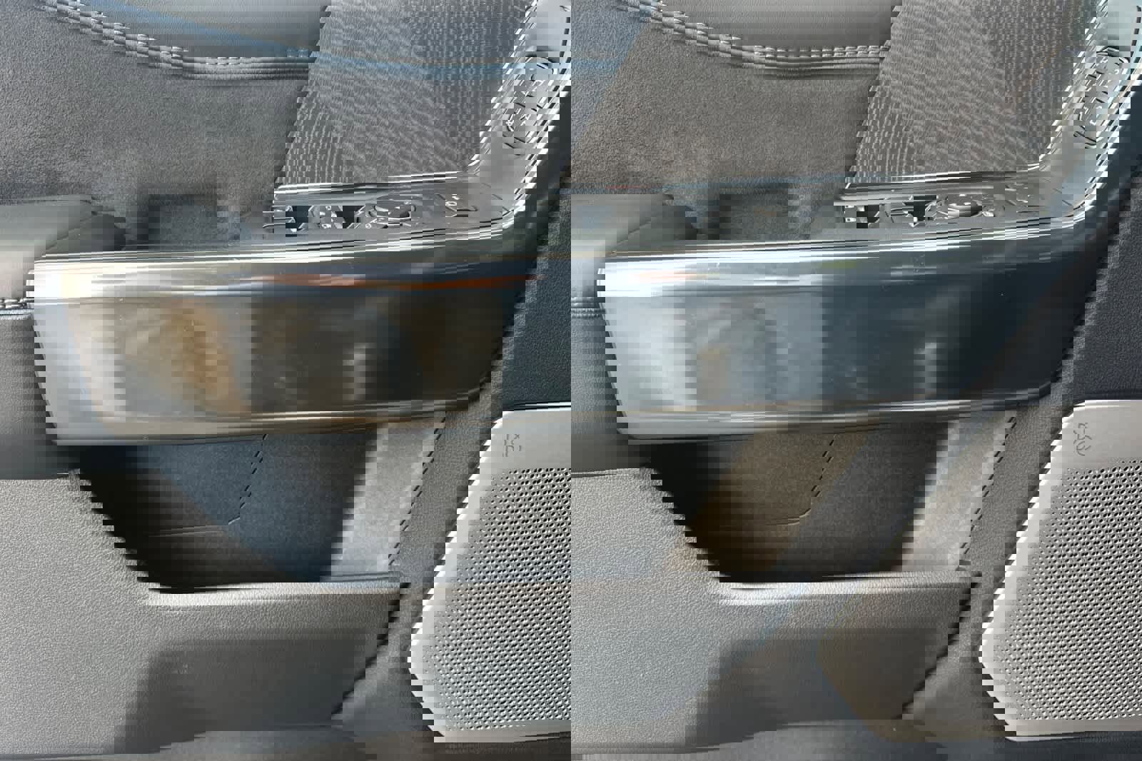 Certified 2025 Ford F250 Platinum image 12