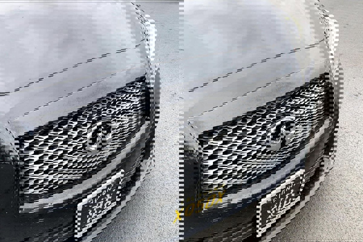 Used 2015 INFINITI Q50 Premium w/ Navigation Package image 28