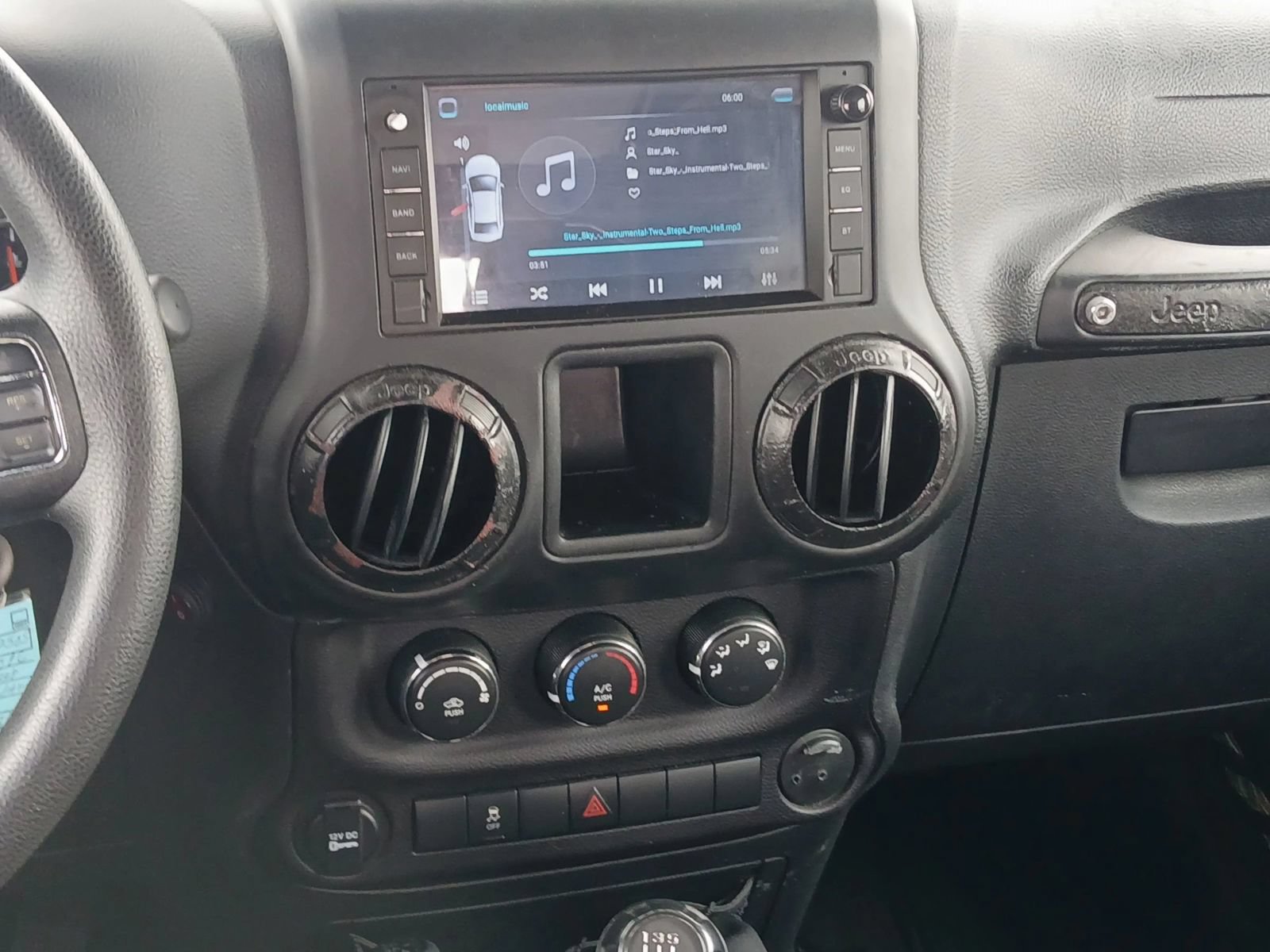 Used 2016 Jeep Wrangler Unlimited Sport AWD/4WD image 23