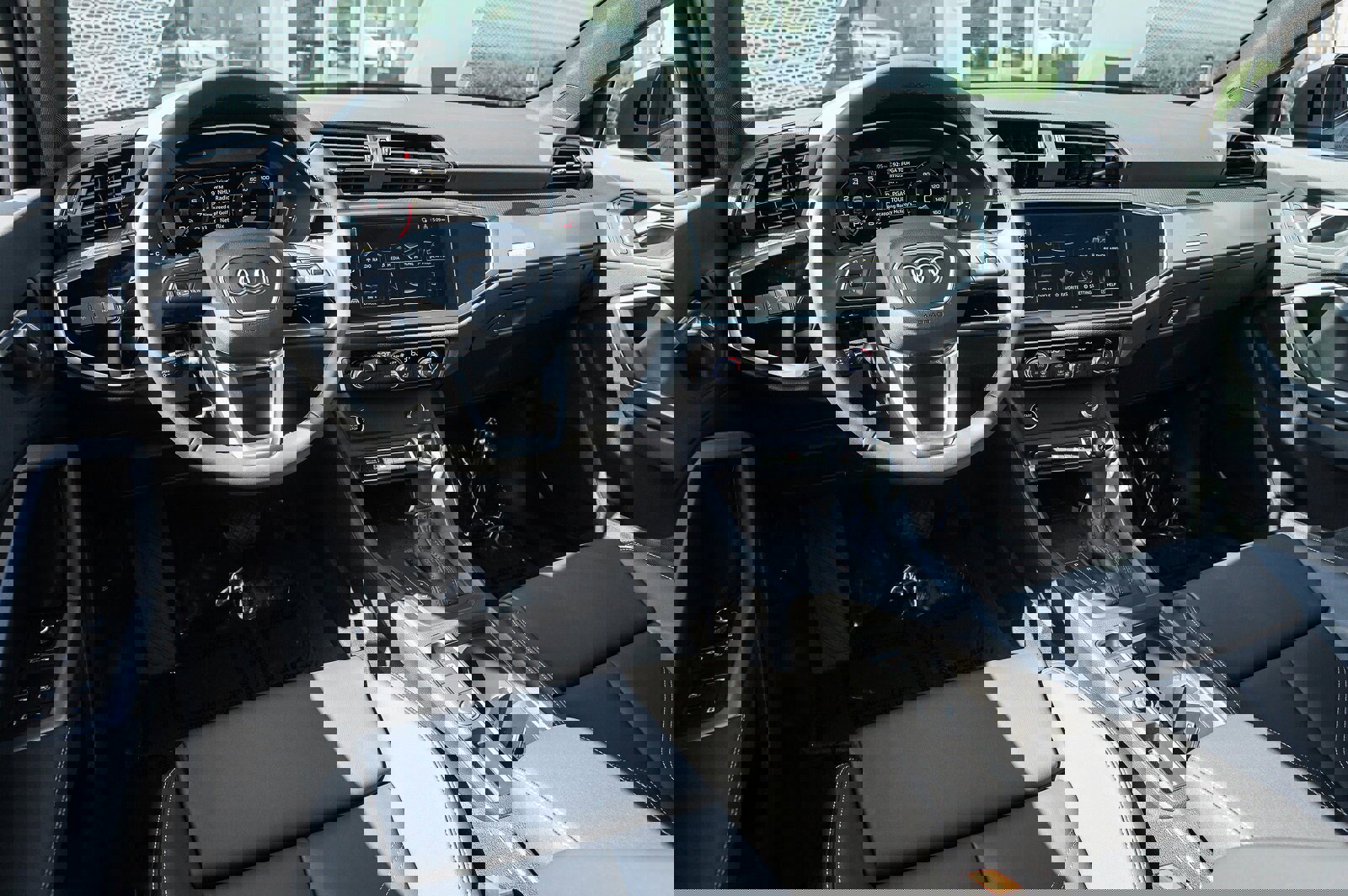 New 2025 Audi Q3 2.0T Premium image 7