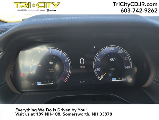 New 2025 Jeep Grand Cherokee Limited w/ Luxury Tech Group II image 15