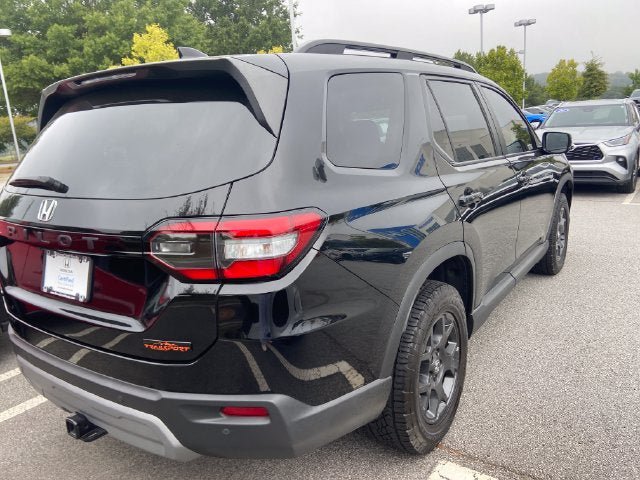 Certified 2024 Honda Pilot TrailSport image 14
