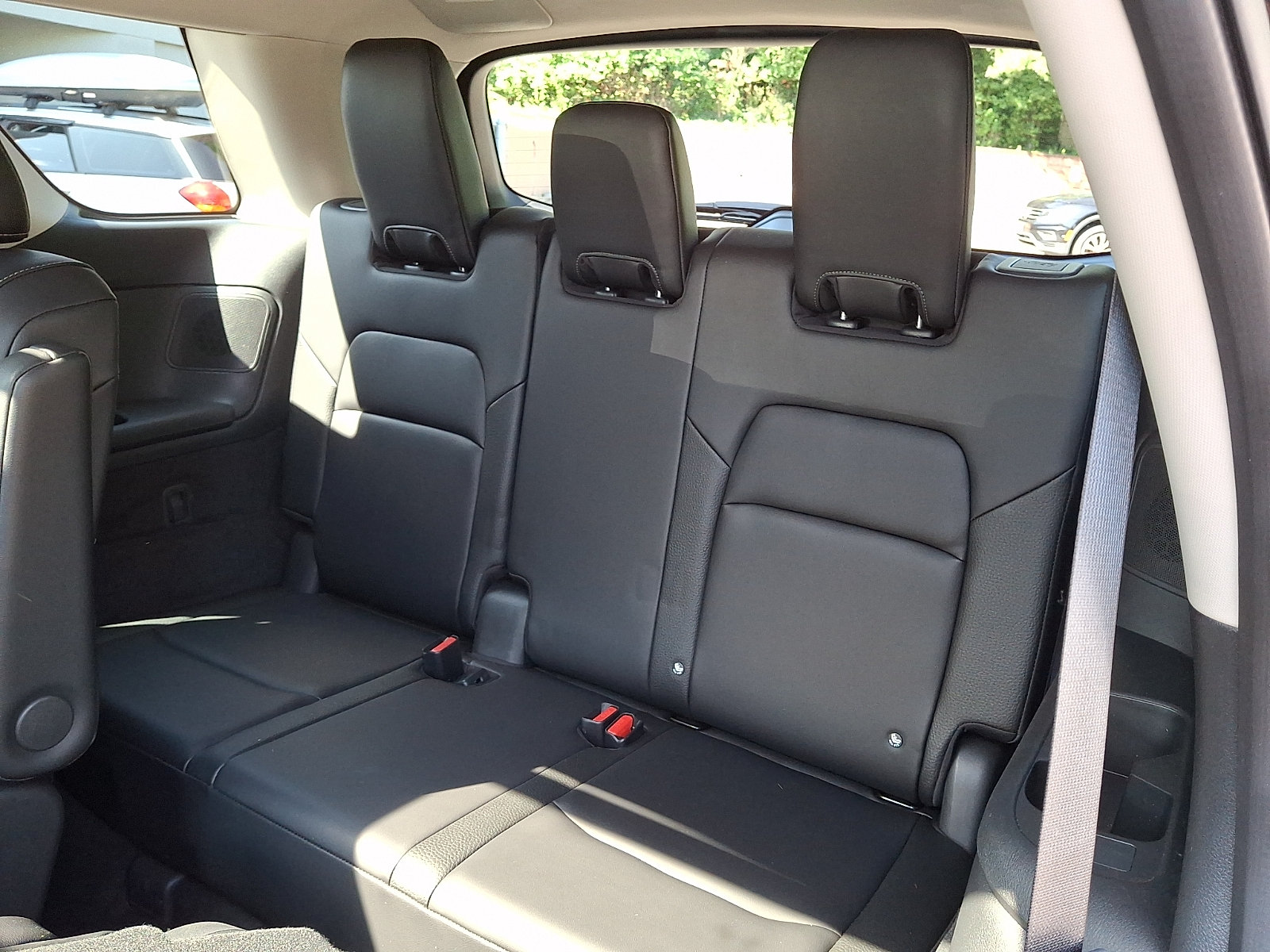 Certified 2024 Nissan Pathfinder SL w/ SL Premium Package AWD/4WD image 10