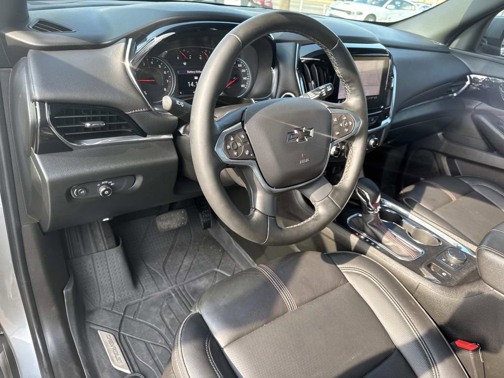 Certified 2023 Chevrolet Traverse RS image 17