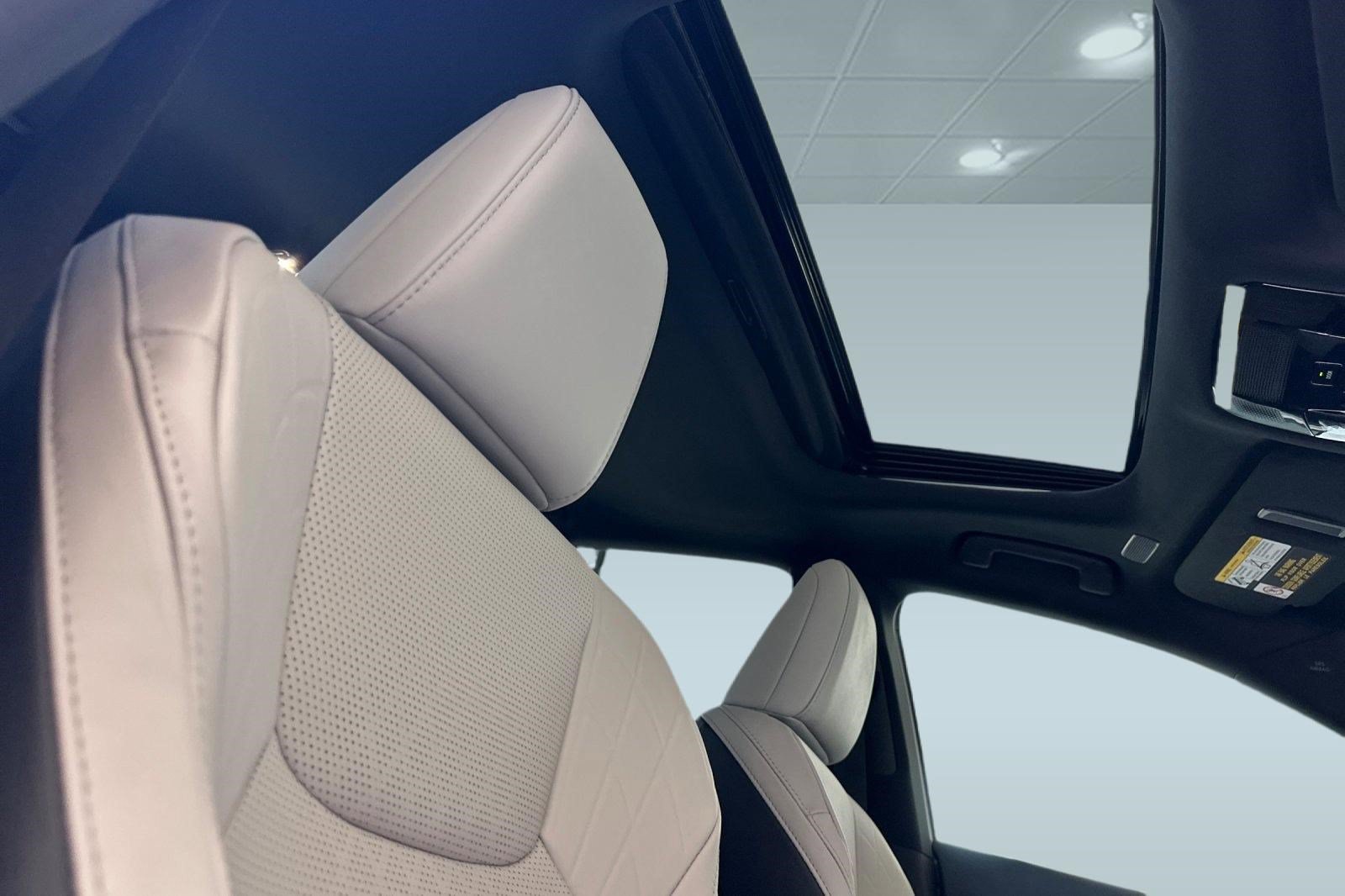 New 2026 Lexus RX 350 FWD image 24
