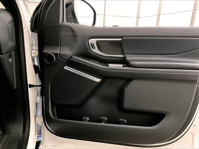Used 2025 Ford Expedition Max Platinum w/ Stealth Appearance Package AWD/4WD image 23