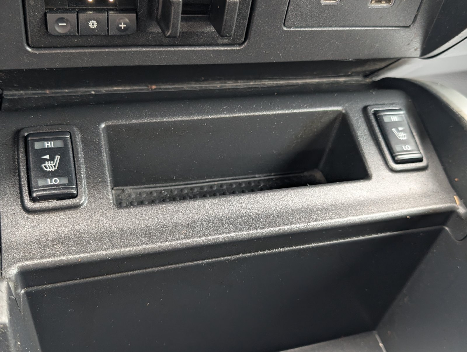 Used 2024 Nissan Titan SV w/ SV Convenience Package RWD image 11