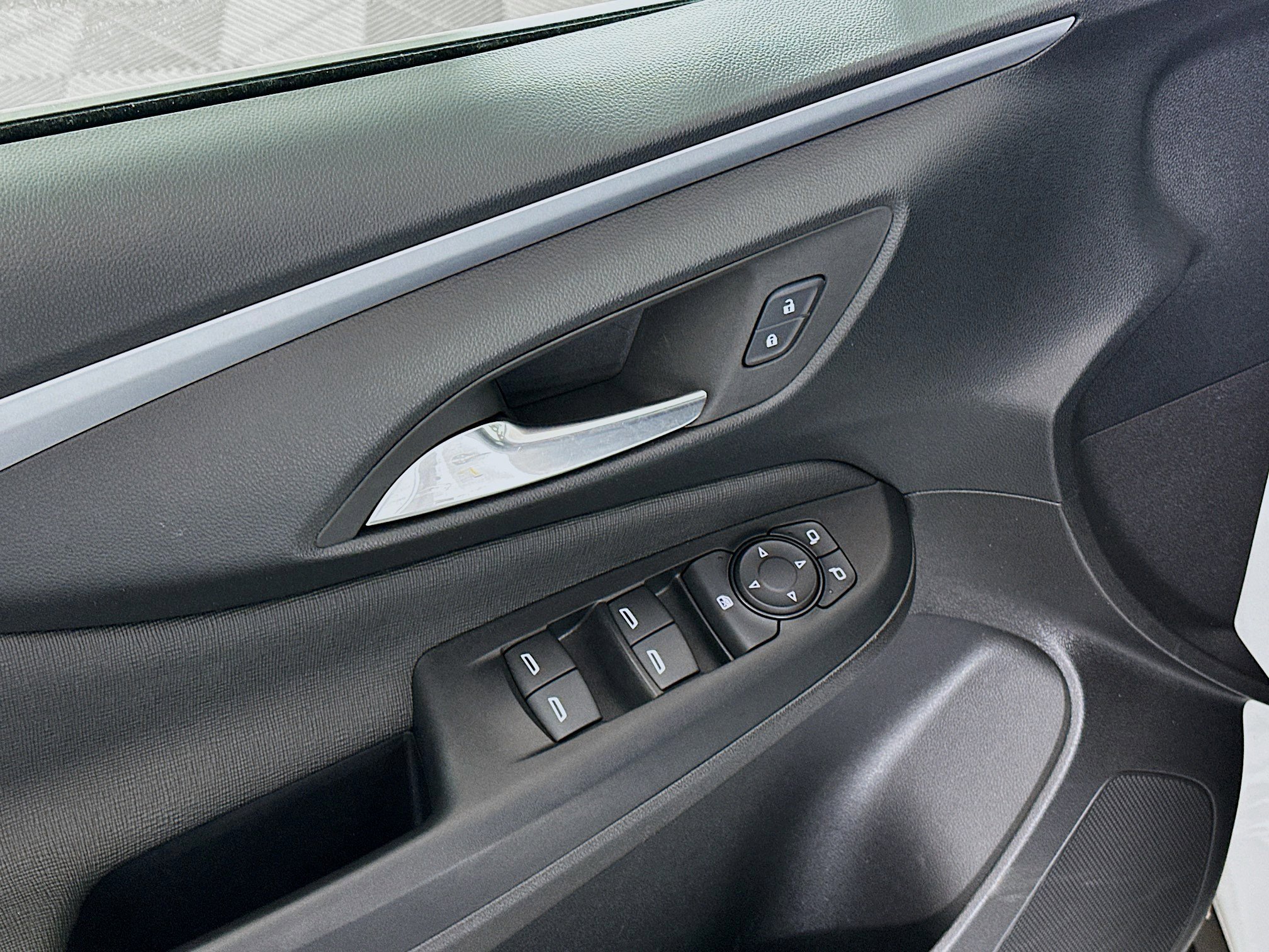 Used 2025 Buick Envista Preferred FWD image 15