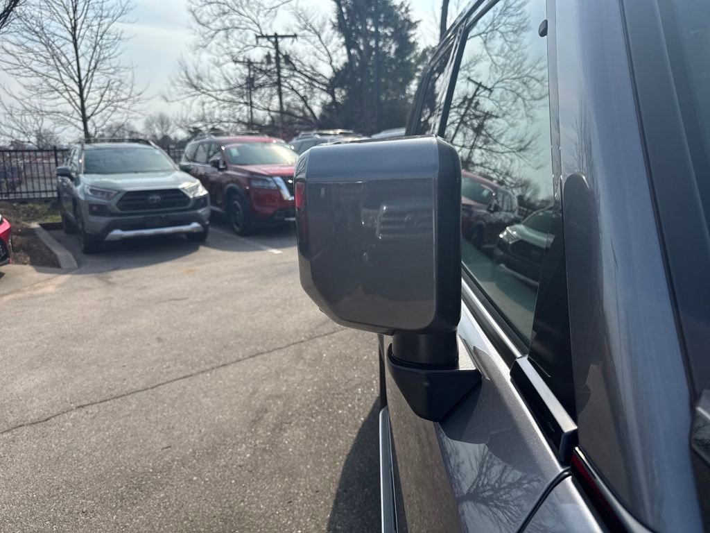 Used 2026 Lexus GX 550 w/ Accessory Package (2T) image 29