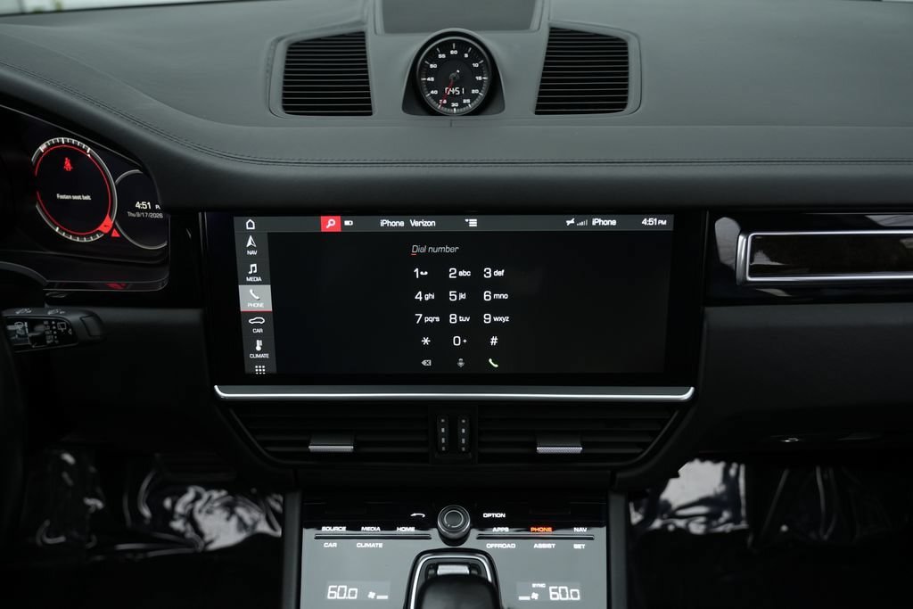 Used 2019 Porsche Cayenne Turbo AWD/4WD image 47