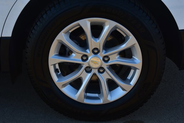 Used 2019 Chevrolet Equinox LT image 11