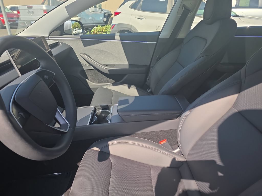 Used 2025 Tesla Model 3 RWD image 9