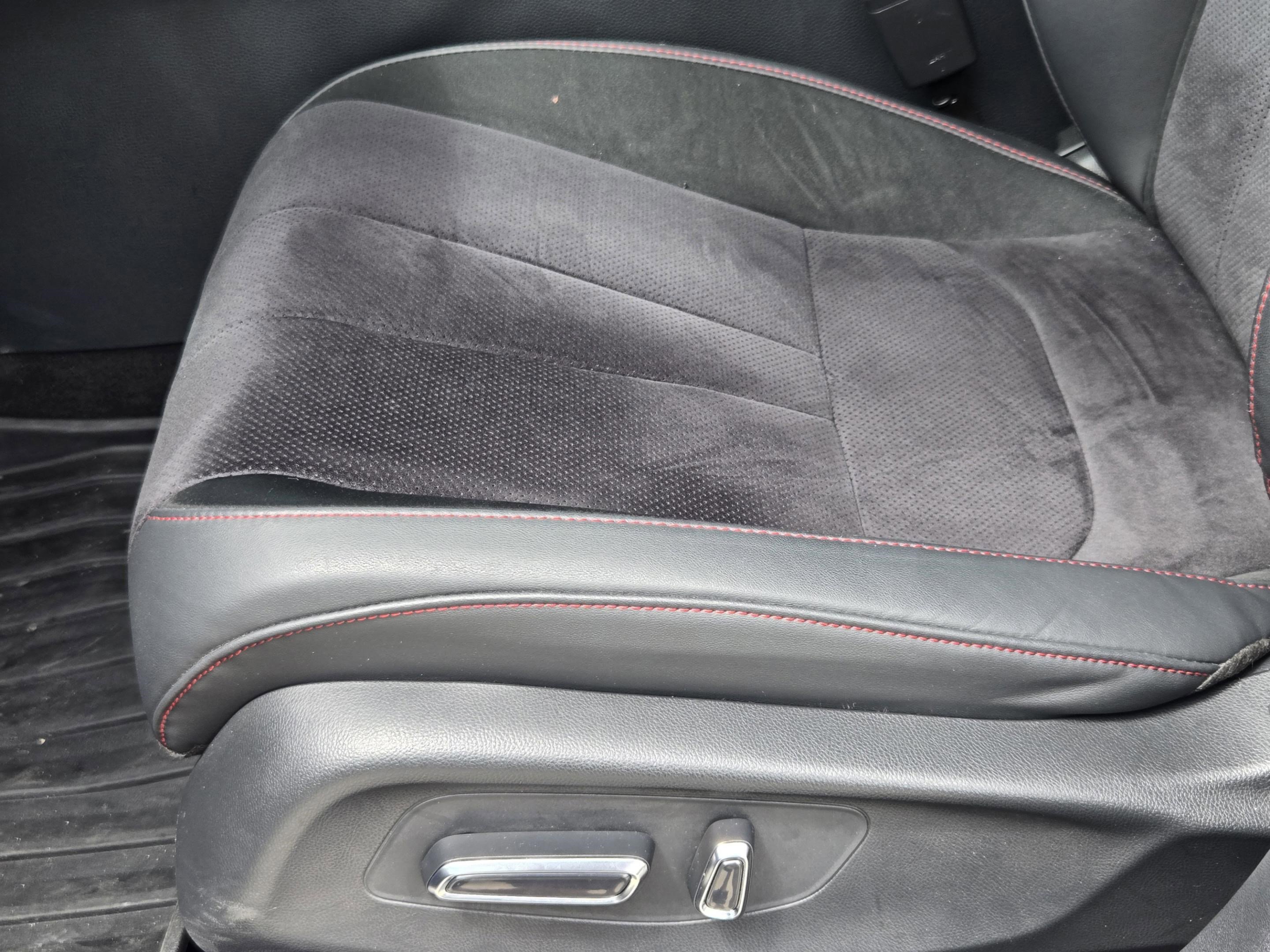 Used 2025 Acura ADX A-Spec AWD/4WD image 16