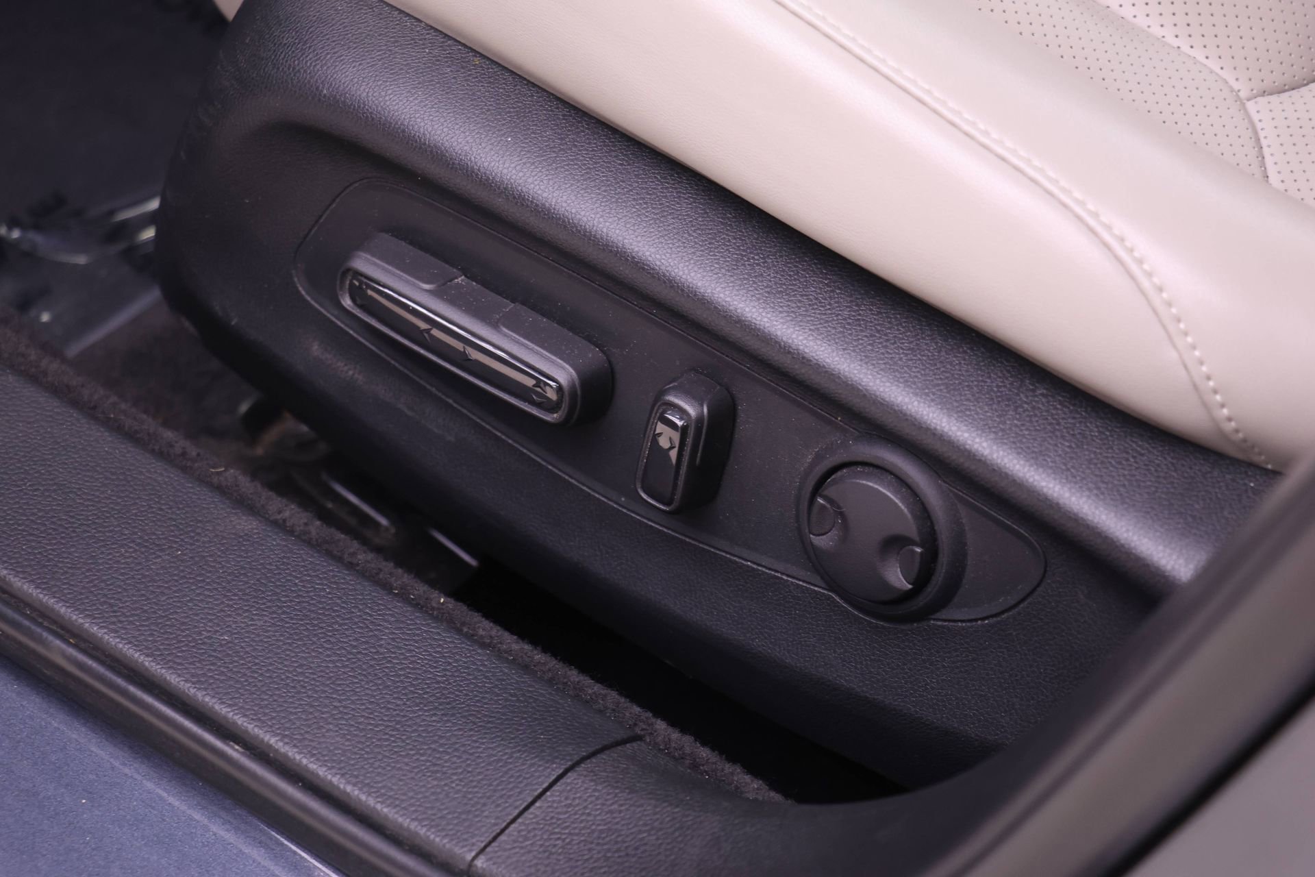 Used 2023 Honda Accord EX-L image 15
