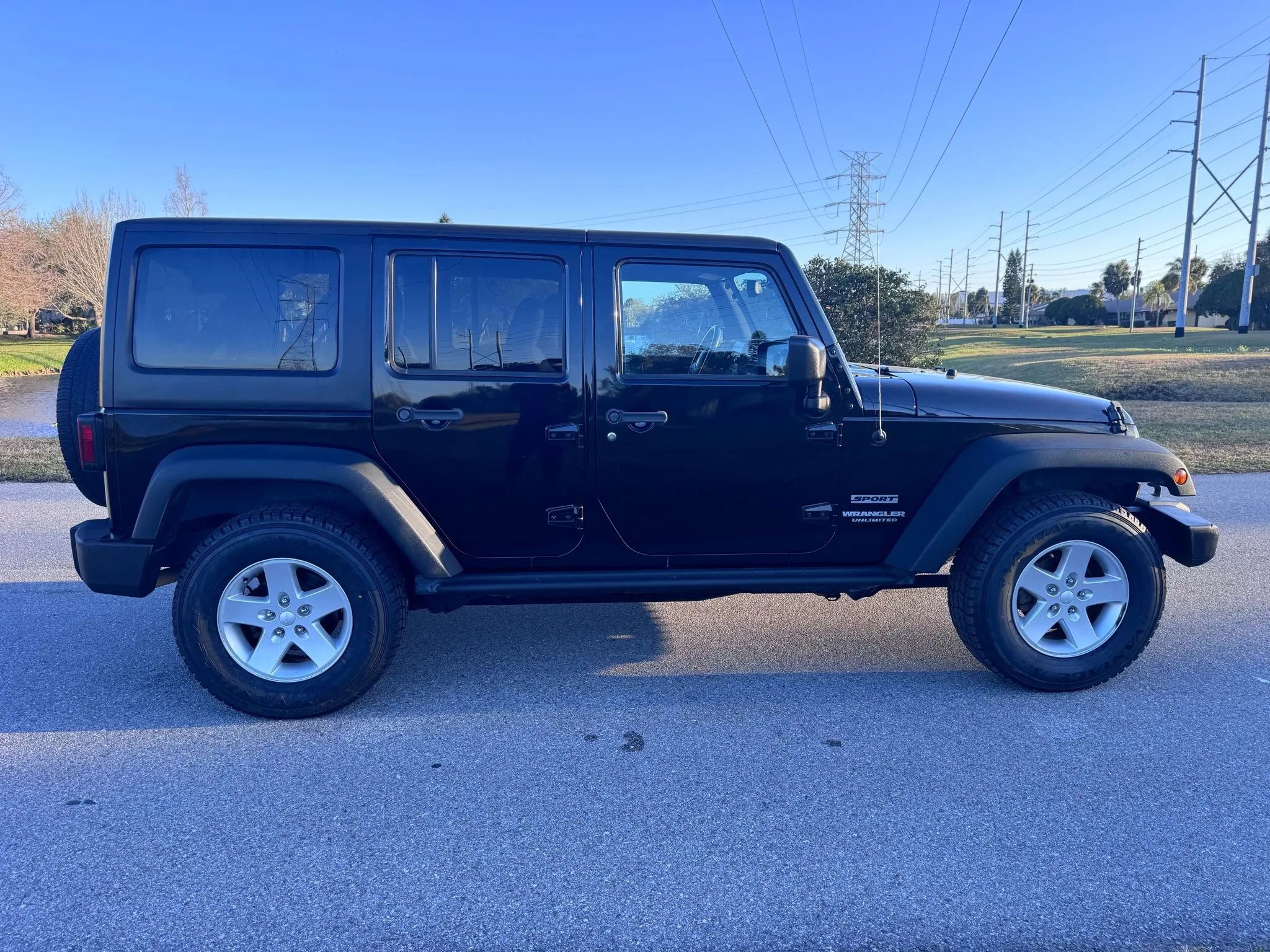 Used 2015 Jeep Wrangler Unlimited Sport w/ Quick Order Package 24S image 3