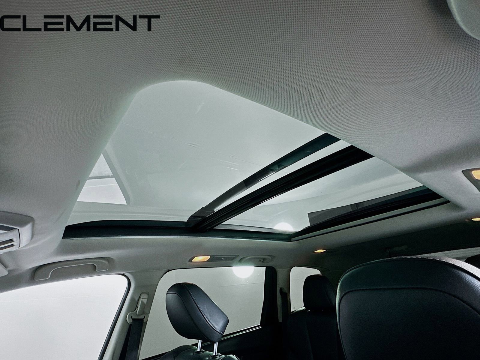 Used 2021 Subaru Ascent Limited w/ Technology Package image 25