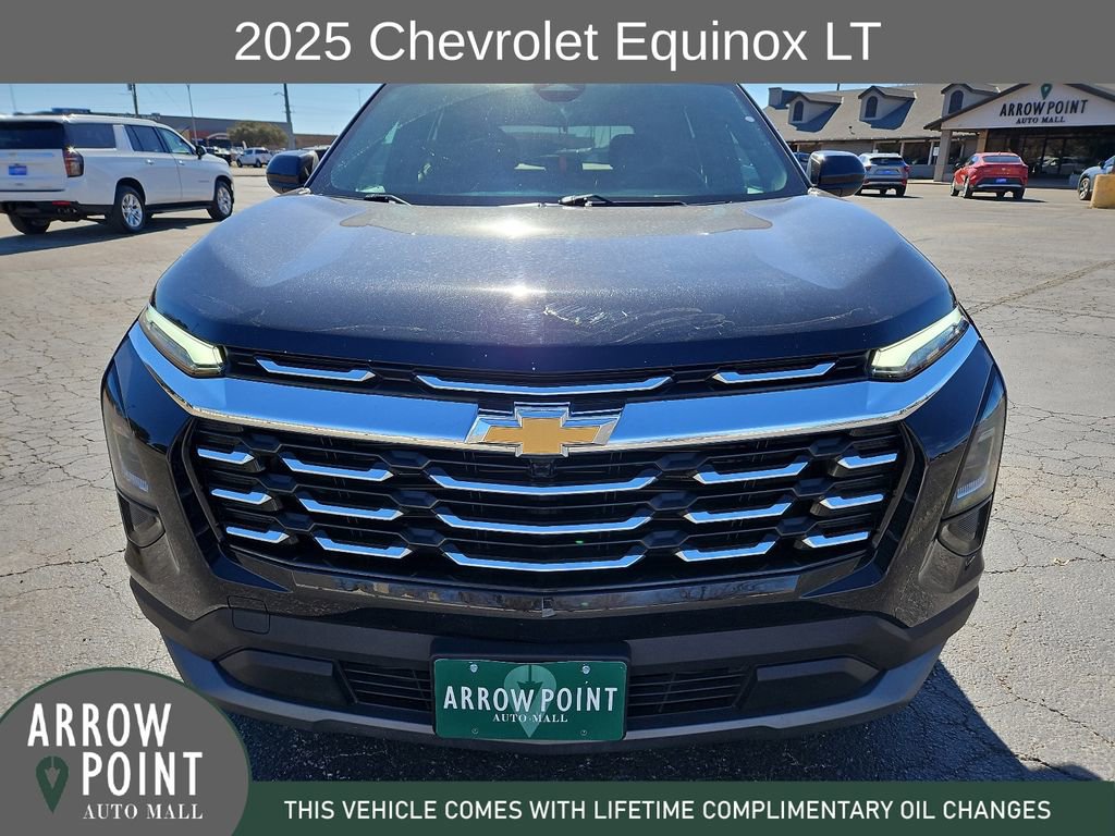 Used 2025 Chevrolet Equinox LT FWD image 3