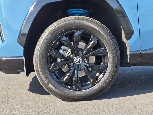 Used 2023 Toyota RAV4 XSE AWD/4WD image 24