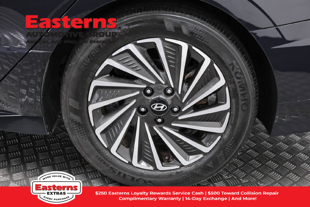 Used 2024 Hyundai Sonata SEL FWD image 34