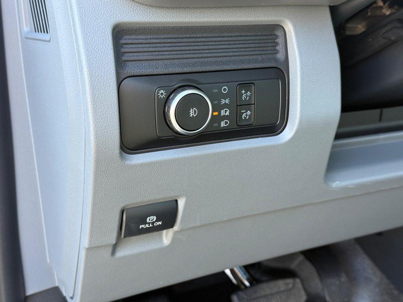 New 2026 Ford F350 XL w/ XL Chrome Package RWD image 23