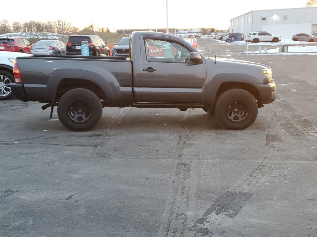 Used 2013 Toyota Tacoma 4x4 Regular Cab image 10