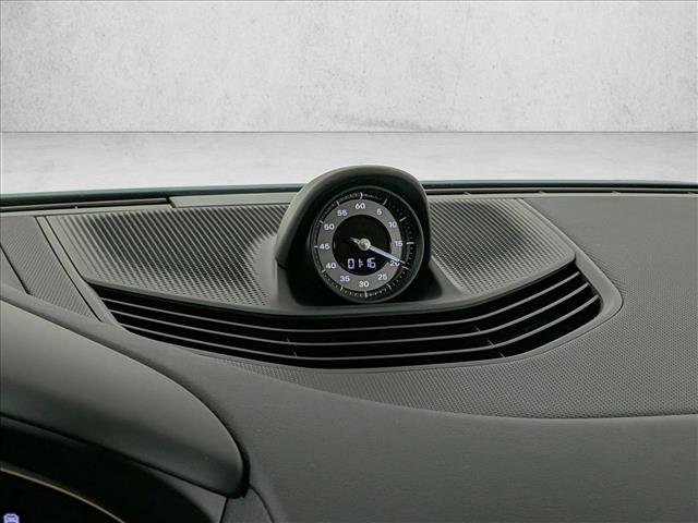 New 2026 Porsche Taycan image 27