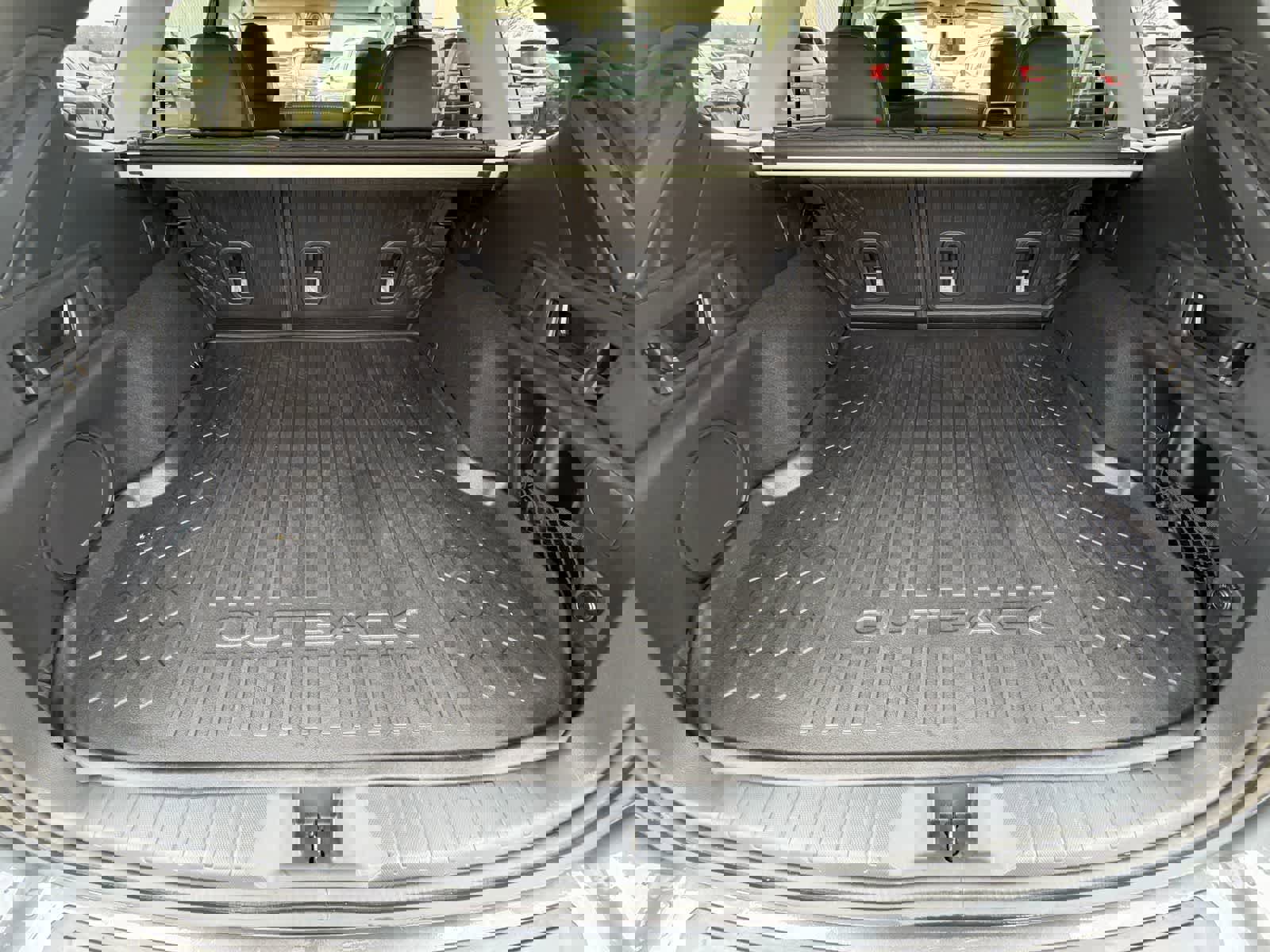 Used 2022 Subaru Outback Limited image 23