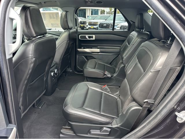 Used 2023 Ford Explorer XLT w/ Equipment Group 202A image 18