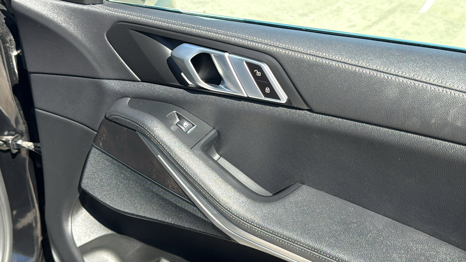 Used 2022 BMW X5 sDrive40i w/ Premium Package image 30