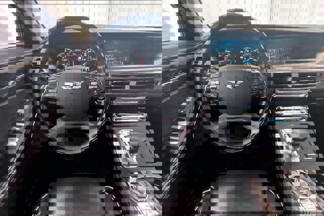 Used 2021 Genesis G90 3.3T Premium image 5