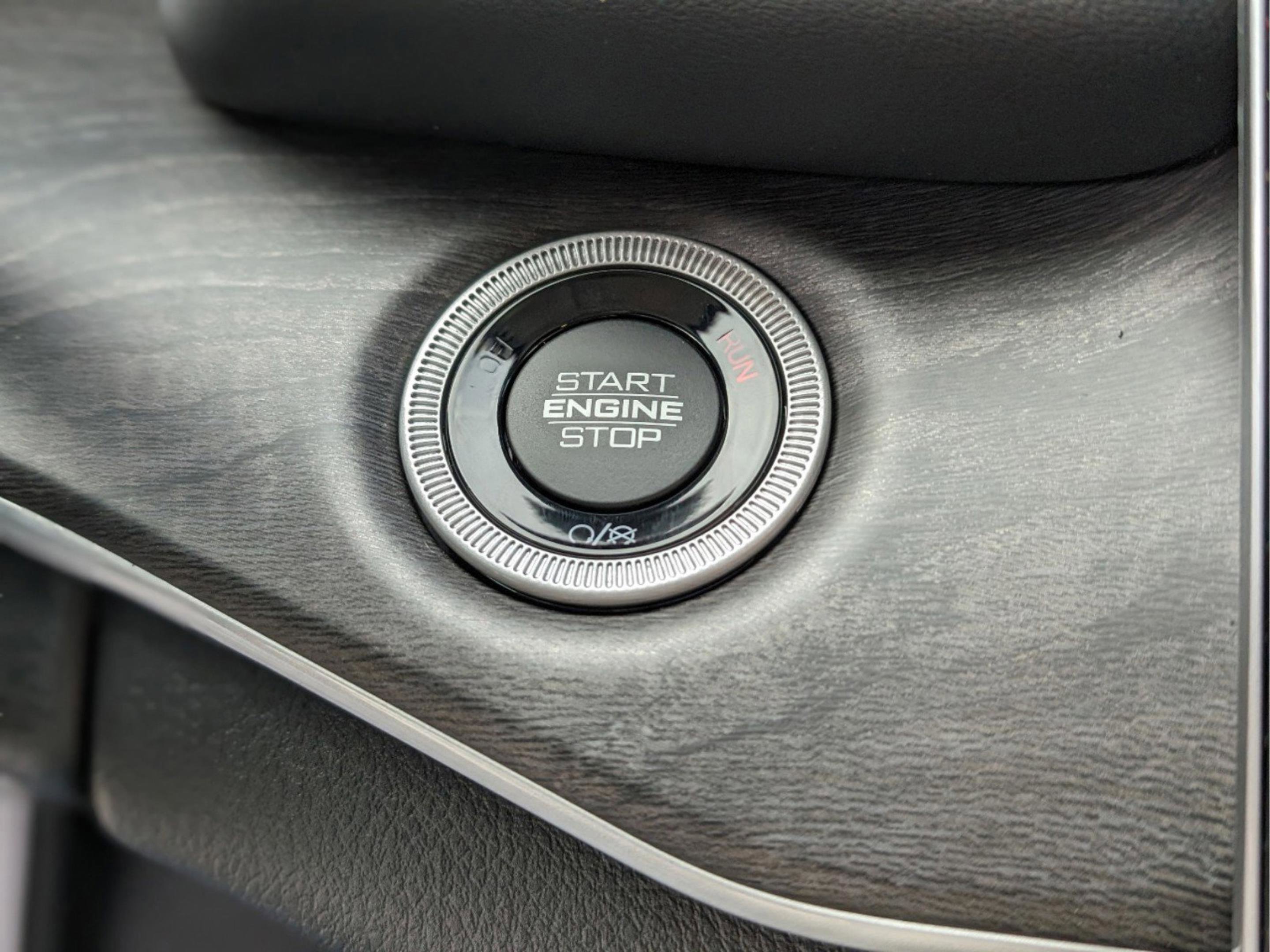 New 2024 Jeep Grand Cherokee Limited 4xe image 24