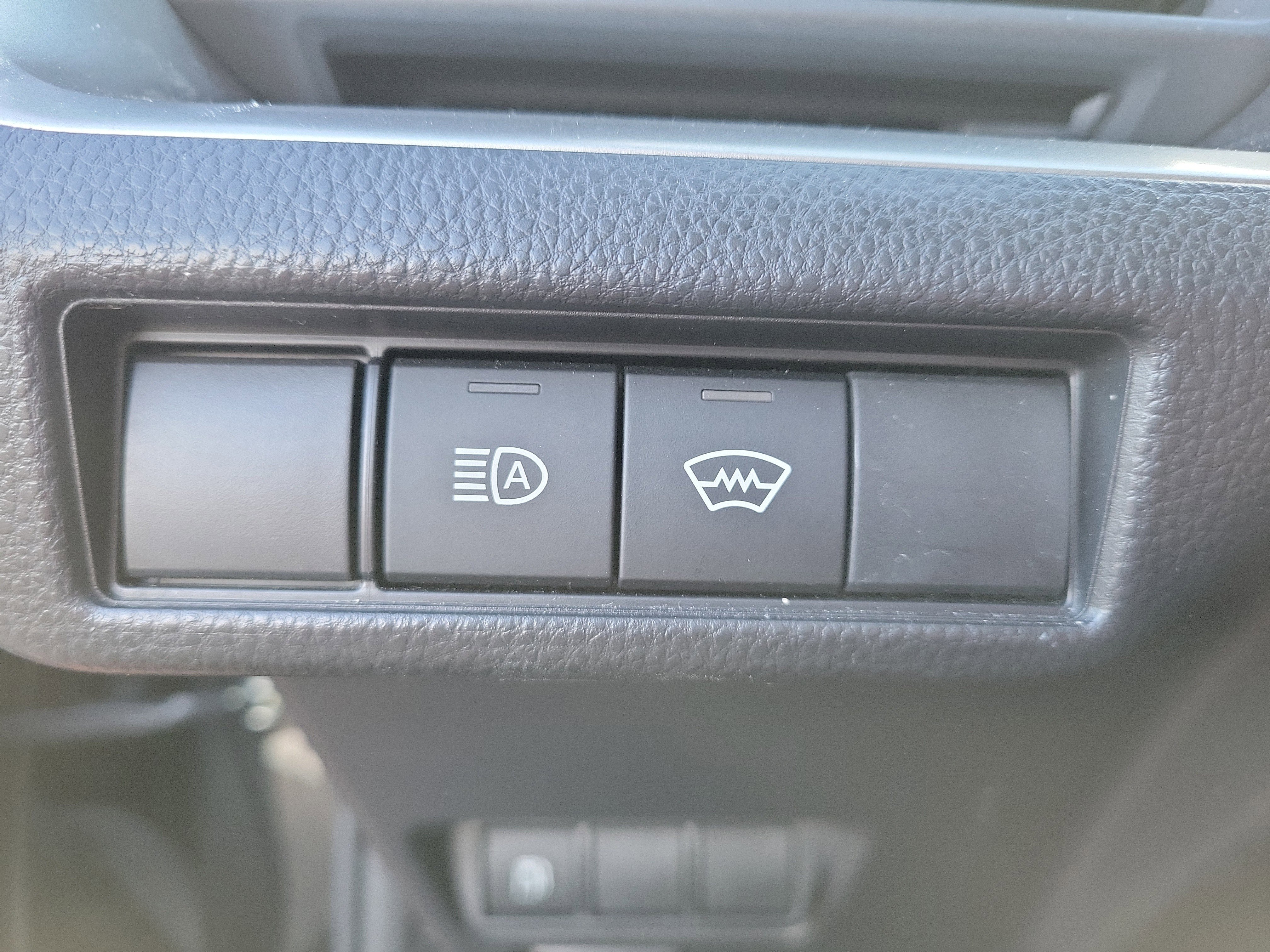 Used 2024 Toyota Prius LE image 17