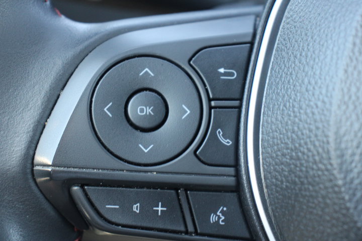 Used 2025 Toyota Corolla Cross AWD Hybrid w/ Moonroof Package image 22