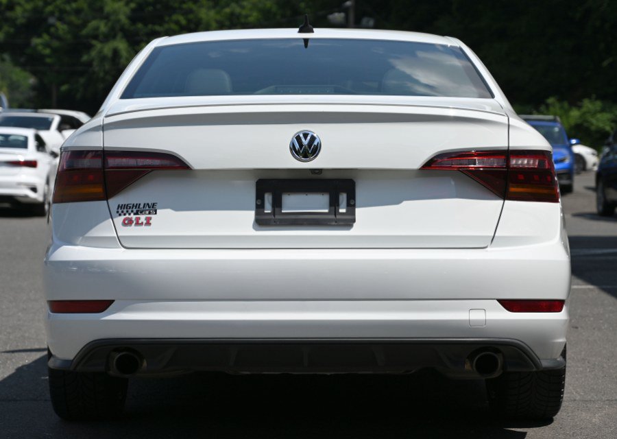 Used 2019 Volkswagen Jetta GLI Autobahn FWD image 4